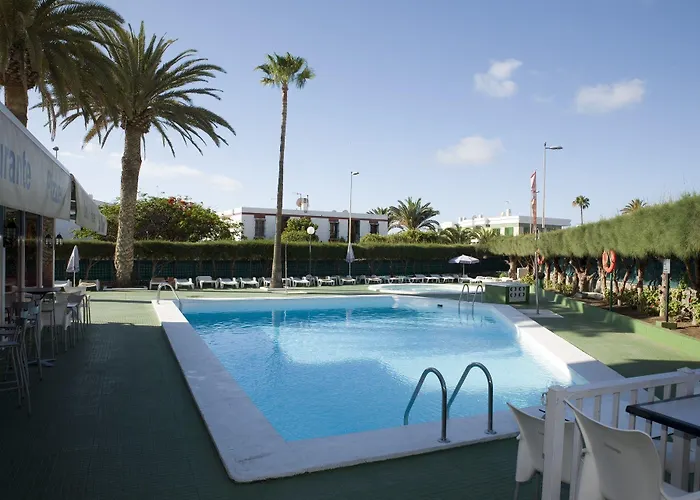 Aparthotel Roca By Folias -