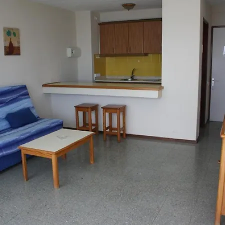 Aparthotel Roca Verde - Playa Del Ingles 2*